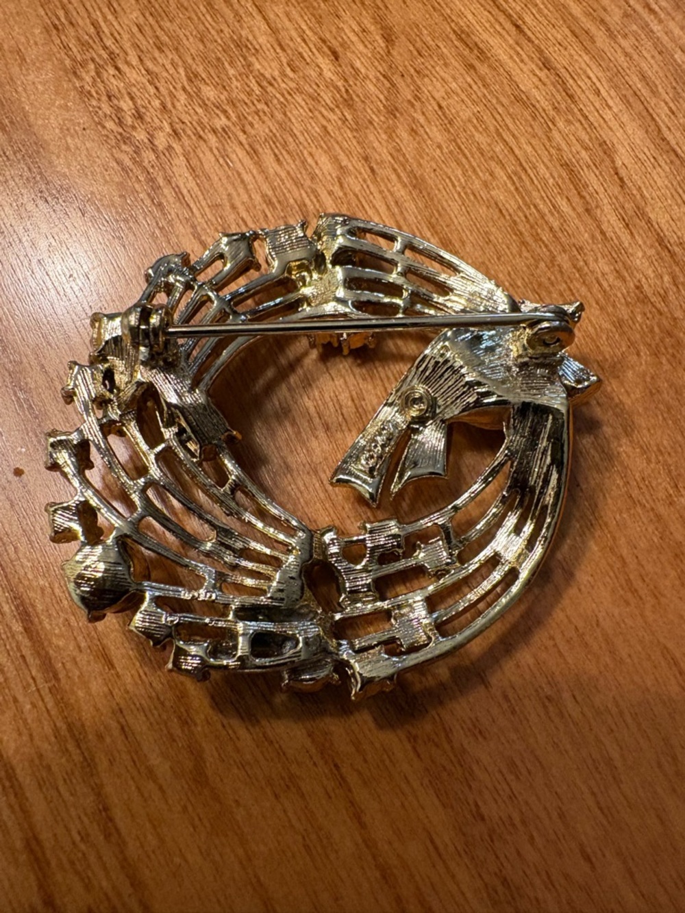Vintage Coro Clear/Green Rhinestone Pin - Picture 2 of 5